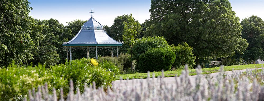 victoria_park-bandstand09